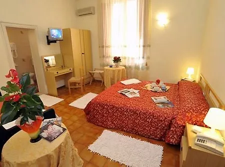 Delizia Genovese 3* 蒙特卡蒂尼泰尔梅